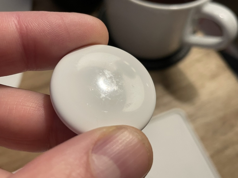 Apple AirTag бесполезны для россиян. Их главная «фишка» запрещена к использованию во всей России