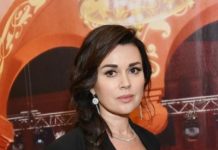 «Безумно больно»: дочь Заворотнюк рассказала, как реагирует на вопросы о маме