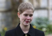 Что мы знаем о любимой 17-летней внучке принца Филиппа, которой достались его пони