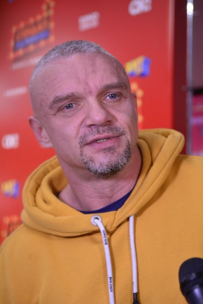 Епифанцев впервые рассказал об измене жене с ее подругой — актрисой Цукановой-Котт