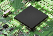 ФТС готова заплатить 280 миллионов за серверы с российскими процессорами, которых пока нет