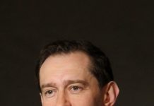 Хабенский кардинально сменил стрижку и удивил поклонников