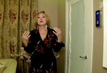 «Хочет меня уничтожить»: экс-муж Успенской требует у нее 16-комнатный особняк за 150 миллионов