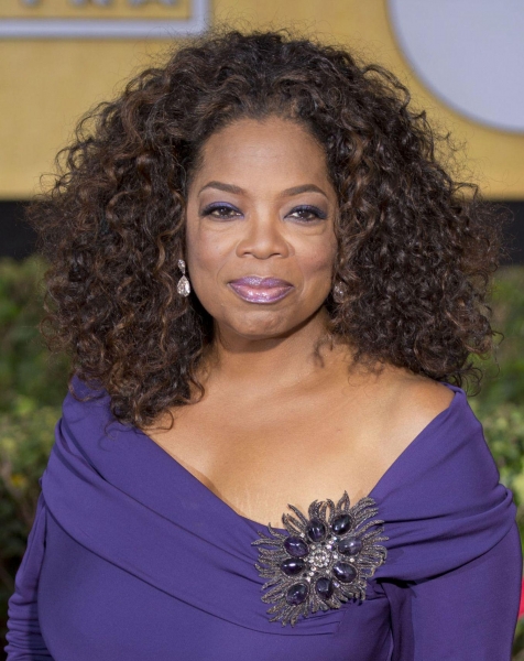 «Я не ожидала, что Меган так далеко зайдет»: Опра Уинфри — об интервью герцогов Сассекских