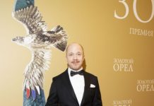 Многодетный отец Стычкин показал редкое фото старших сыновей-красавцев