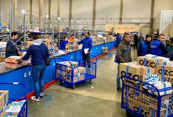 Ozon покупает бывший банк «Ашана»