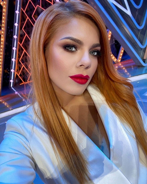 Расставшаяся с мужем Стоцкая поделилась редкими кадрами с подросшими детьми