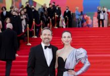 Шпица, Повереннова и Снаткина устроили на красной дорожке битву асимметричных платьев