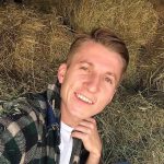 Уехавший в Лондон Левин из «Интернов» порадовал фанатов пополневшим видом: «Жизнь налаживается»