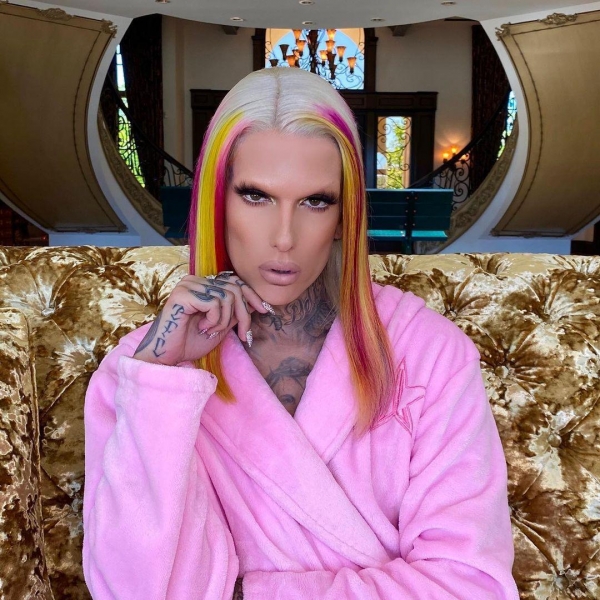 Возможный виновник развода Кардашьян и Уэста разбился в аварии рядом с их домом