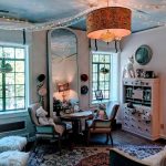 Заваленный мусором дом «плюшкиных» стал респектабельным замком-отелем