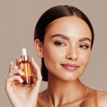 Почему стоит пользоваться сывороткой для лица?