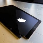 Как красиво украсить чехлы на айпад?