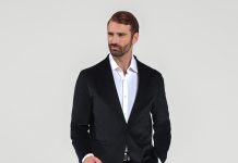 Как выбрать мужской костюм?