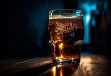 Почему современная молодежь тянется к алкоголю?