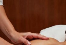 Почему мужчинам нравится эротический массаж?