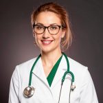 Когда стоит обратиться к дерматологу?