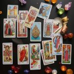 На что чаще всего люди гадают онлайн?