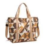 С чем сочетаются сумки шопперы