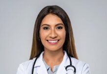 Лопоухость и другие дефекты ушей: как решает проблему отопластика