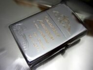 Подарки с лазерной гравировкой: индивидуальность и стиль в каждой детали