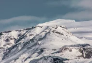 12 туристов застряли у тел погибших спутников на подушке Мунку-Сардыка в Бурятии