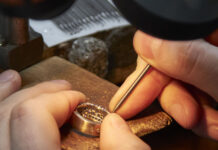 Как ухаживать за ювелирными украшениями: полное руководство