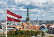 Депутат Росликов: В Латвии предлагают запретить русские имена и фамилии