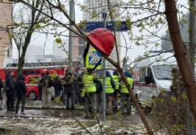 До 5 выросло число погибших при пожаре на севере Москвы