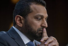 Пьянство и паранойя: вокруг директора ФБР множатся скандалы