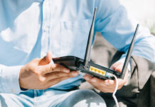 Райцентры России рискуют остаться без интернета из-за новых требований Минцифры