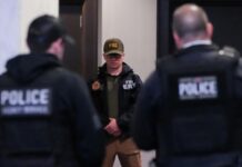 РИА Новости: обвиняемому в покушении на Трампа грозит пожизненное заключение