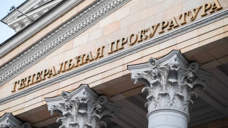 Суд изъял 1,1 млрд рублей у бывшего мужа Лолиты и экс-глав Республики Коми