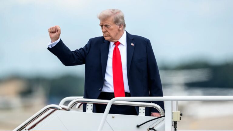 «У нас все козыри»: Трамп объяснил отмену поездки своих делегатов на переговоры по Ирану