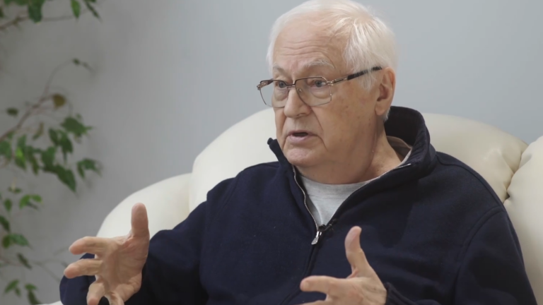 «Уйти от бедности»: академик РАН призвал снять налоги с бизнеса и переложить их на богатых